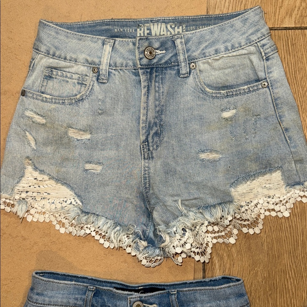 Levi's Hollister Women’s Jean Shorts Distressed High Rise Daisy Dukes 0/24 - Picture 4 of 10